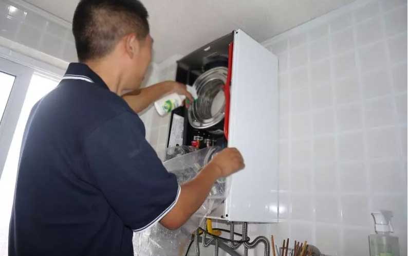 壁挂炉生活热水出水小？试试清洗这个部件，效